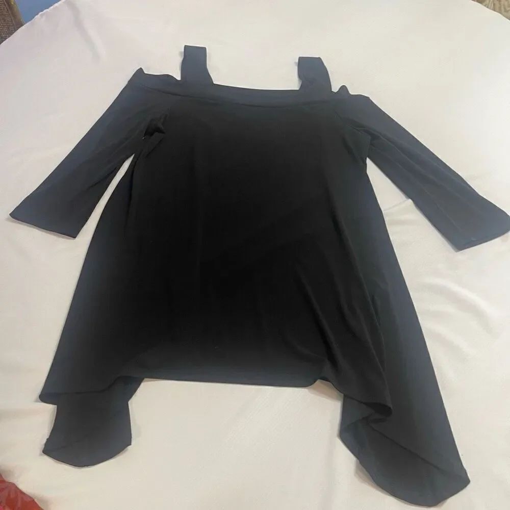 Clara Sun Woo Cold Shoulder Black Lagenlook Top Tunic Blouse Size Medium